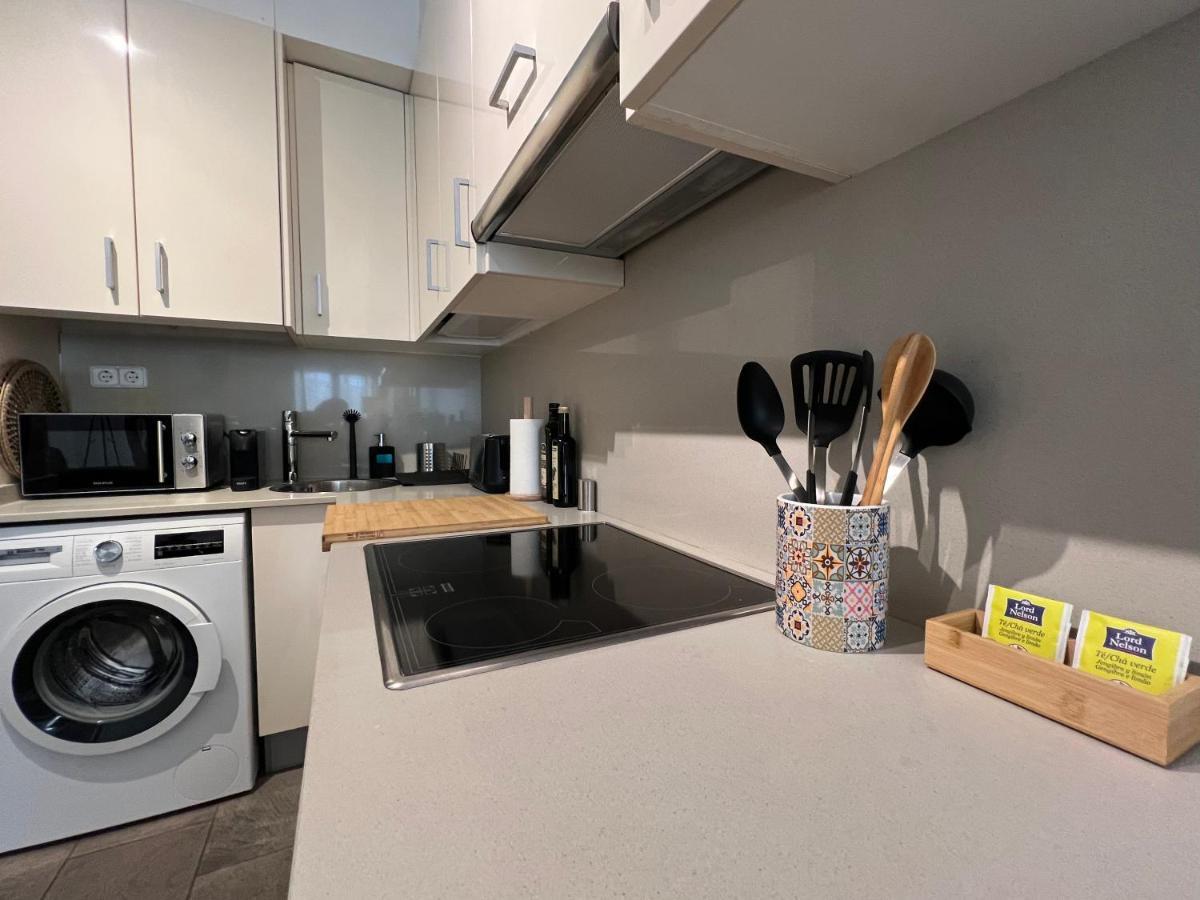 Cozy Apartment Well-Located In Terrassa, Barcelona Buitenkant foto
